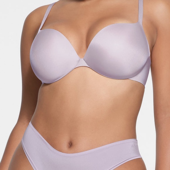 SKIMS ultimate tear drop push-up bra - Picture 2 of 2